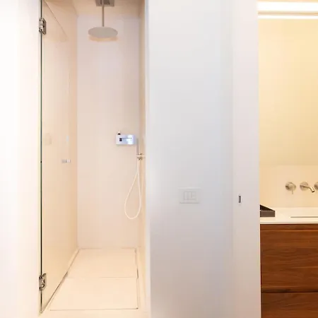 Apartment L'home A Montecarlo 3 Bedrooms Near Train Station Port *